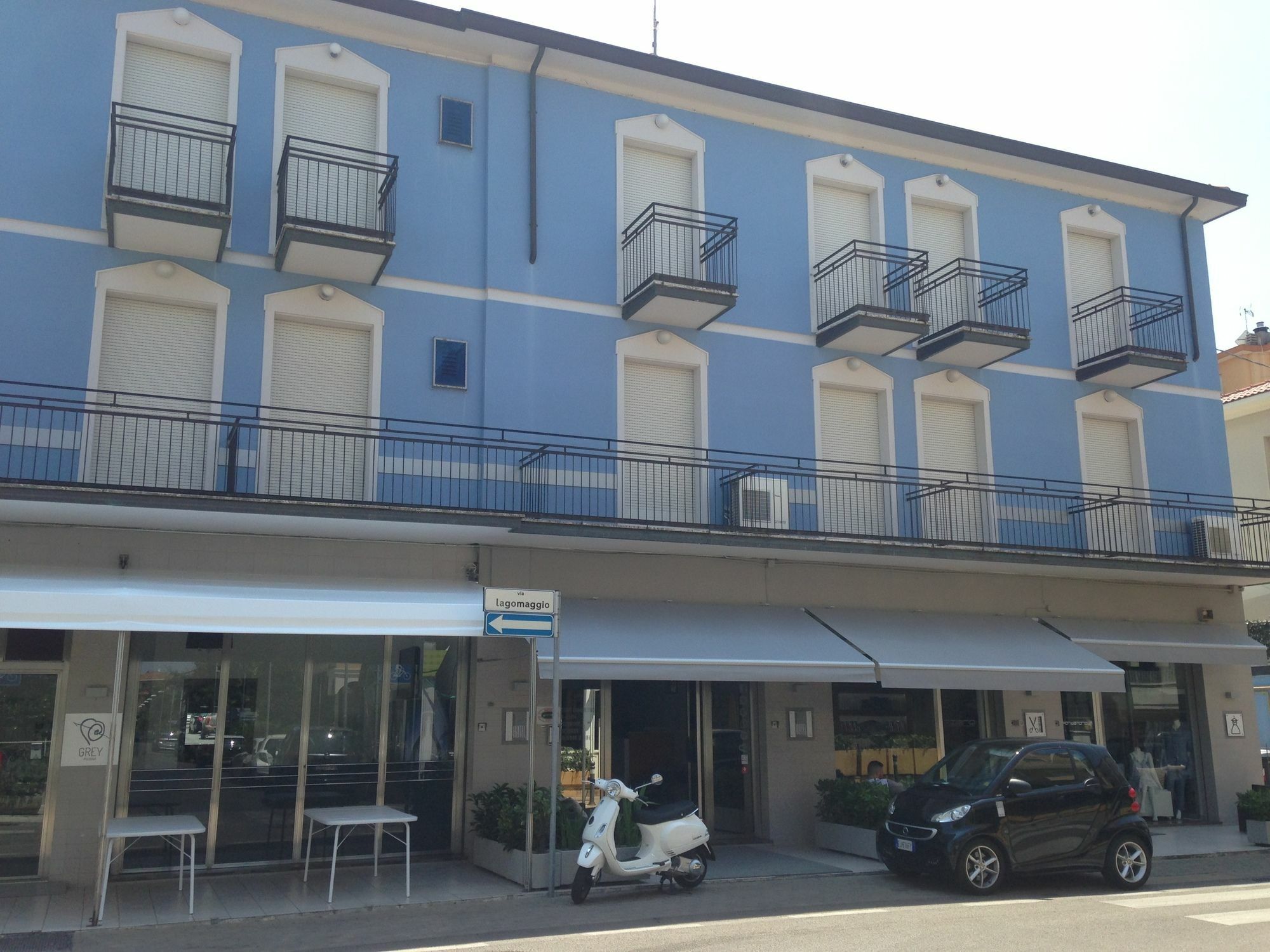 T Hotel Rimini Exteriör bild